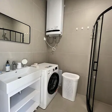 Karina - Luxury Getaway With Pool & Jacuzzi Villa *
